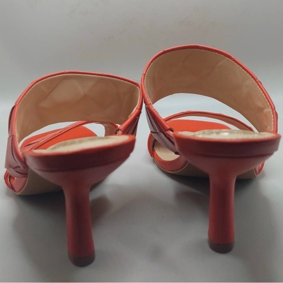 Vince Camuto Red Slides Slip on Heels Women's 8 NWOT Super Comfortable - Picture 3 of 6